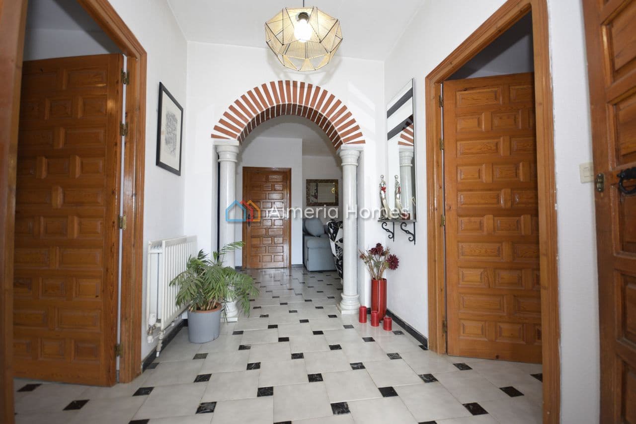 4 makuuhuone Huvila myytävänä paikassa Oria - 174 995 € (Ref: 9544445)