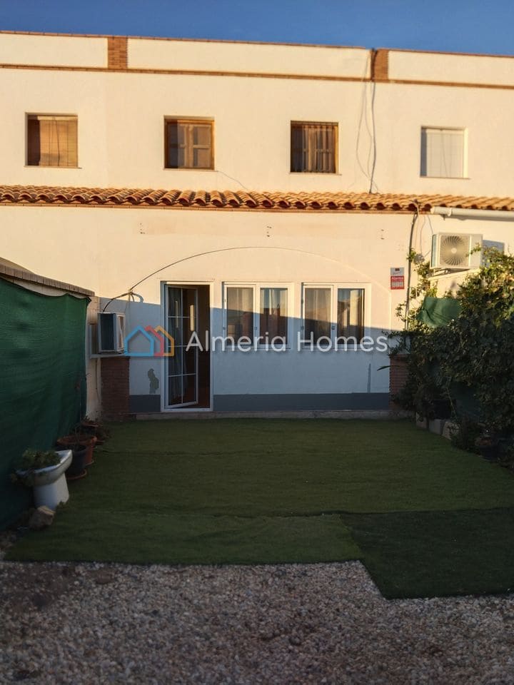 3 bedroom Villa for sale in Enix with garage - € 144,000 (Ref: 9566409)