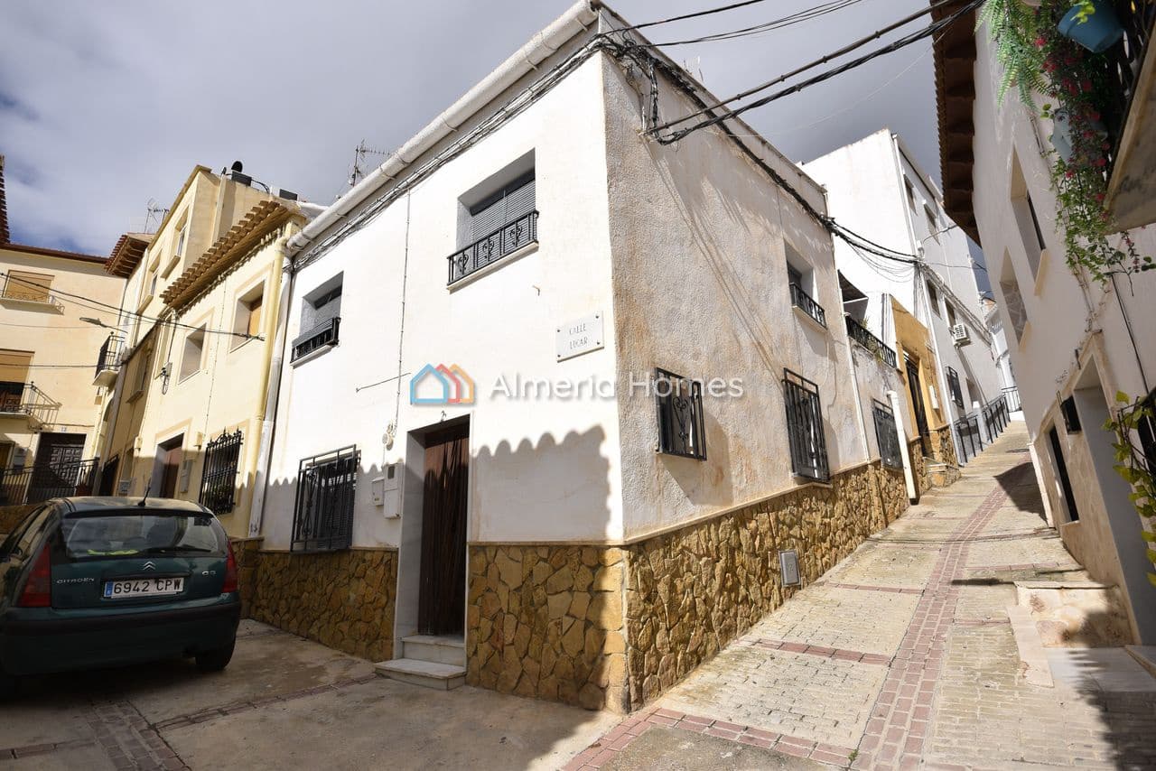 3 sovrum Hus till salu i Purchena - 49 995 € (Ref: 9572084)