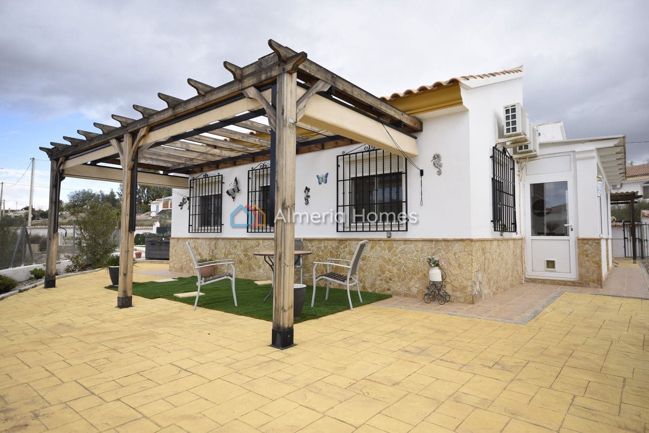 4 makuuhuone Huvila myytävänä paikassa Partaloa - 249 999 € (Ref: 9580006)