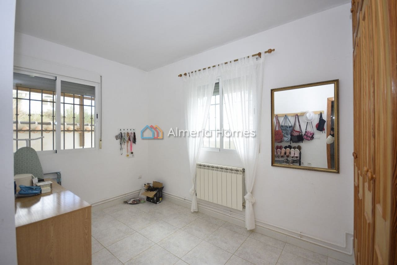 4 makuuhuone Huvila myytävänä paikassa Partaloa - 249 999 € (Ref: 9580006)