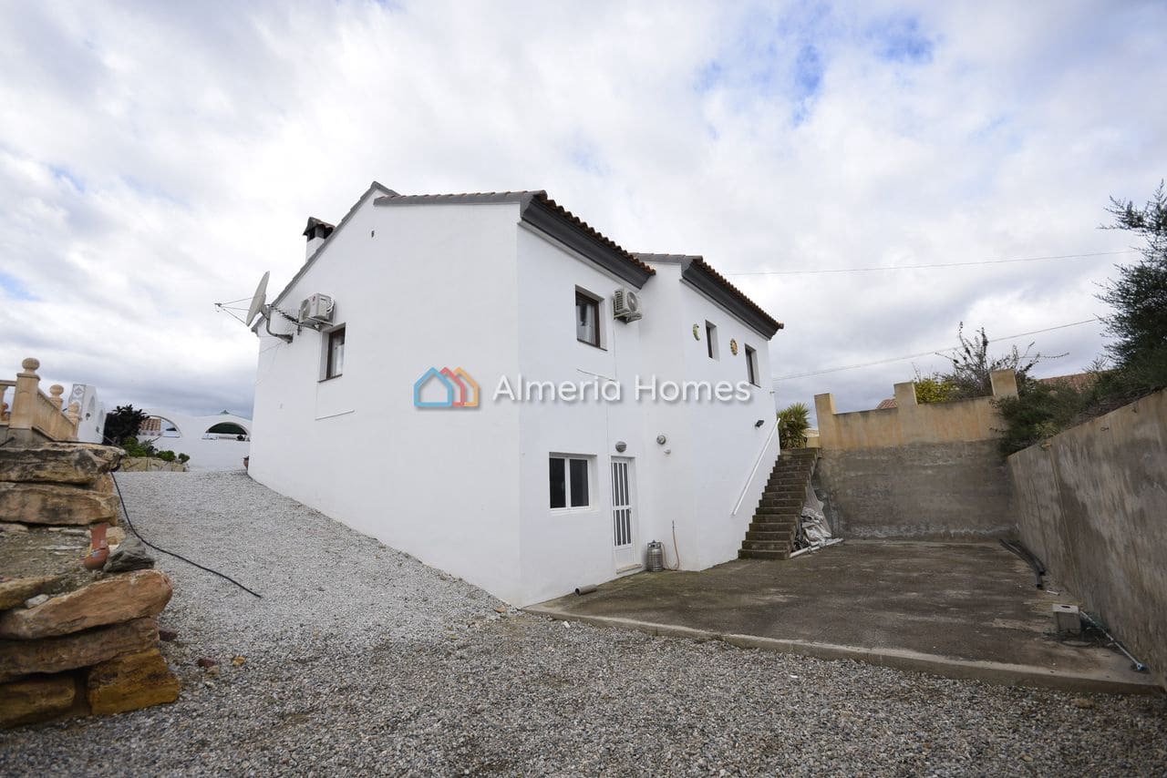 2 sovrum Villa till salu i Arboleas med pool - 220 000 € (Ref: 9584590)