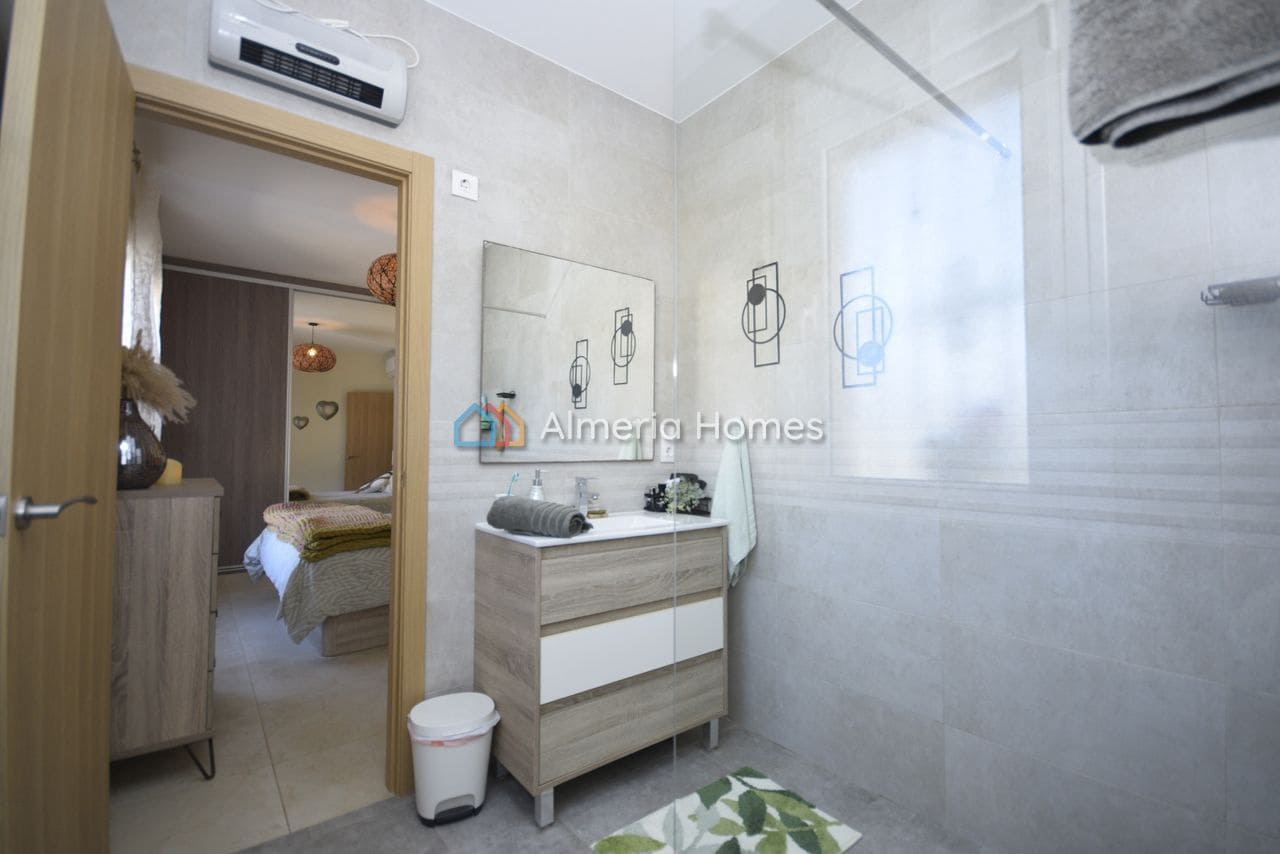 3 sovrum Villa till salu i Arboleas med pool - 349 995 € (Ref: 9598168)