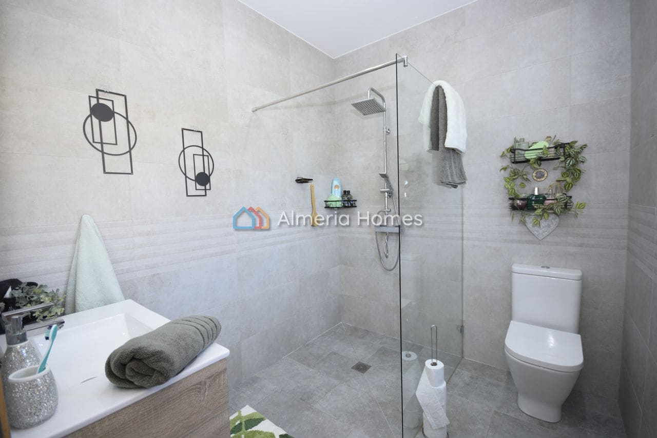 3 sovrum Villa till salu i Arboleas med pool - 349 995 € (Ref: 9598168)