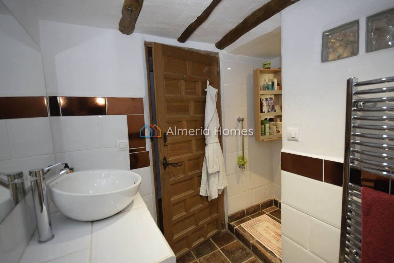 Finca/Casa Rural de 5 habitaciones en Oria en venta - 239.000 € (Ref: 9603430)