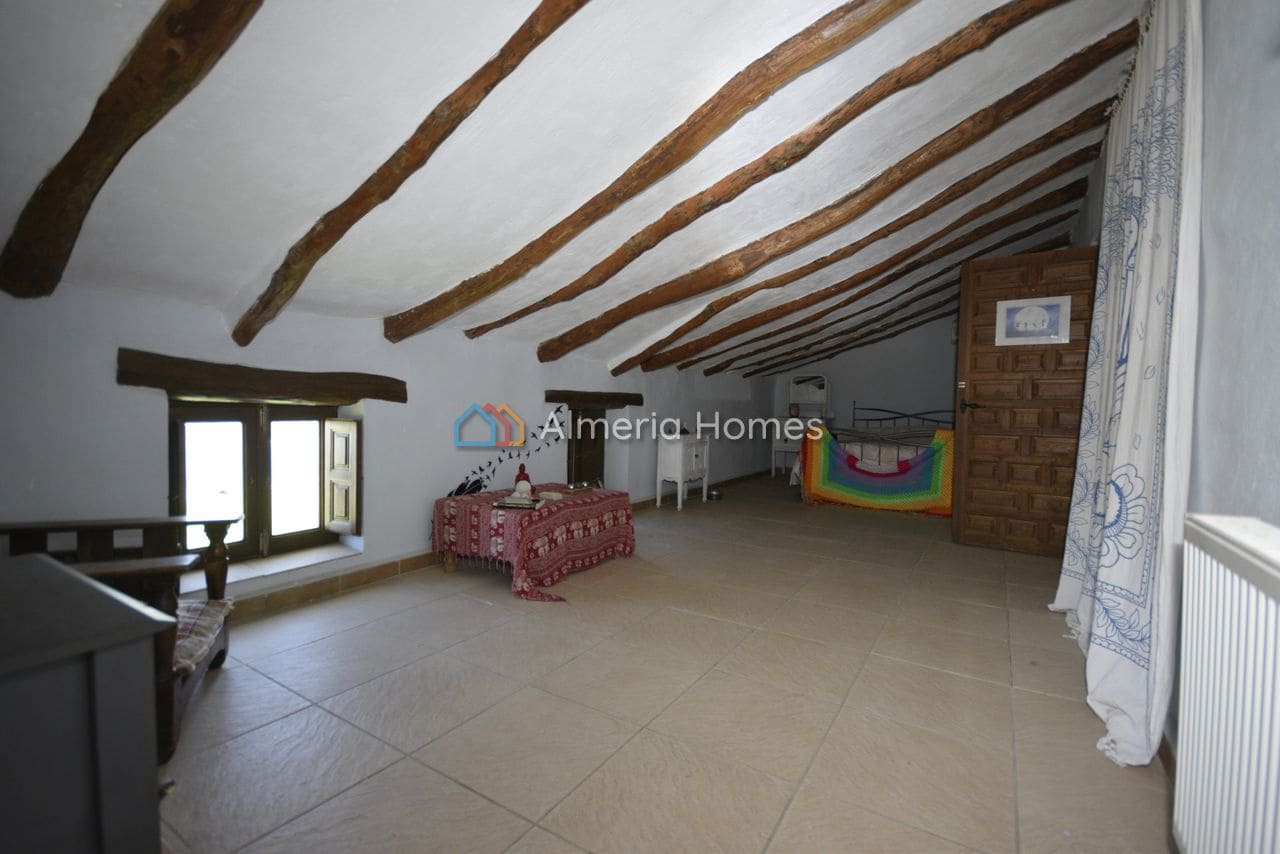 Finca/Casa Rural de 5 habitaciones en Oria en venta - 239.000 € (Ref: 9603430)