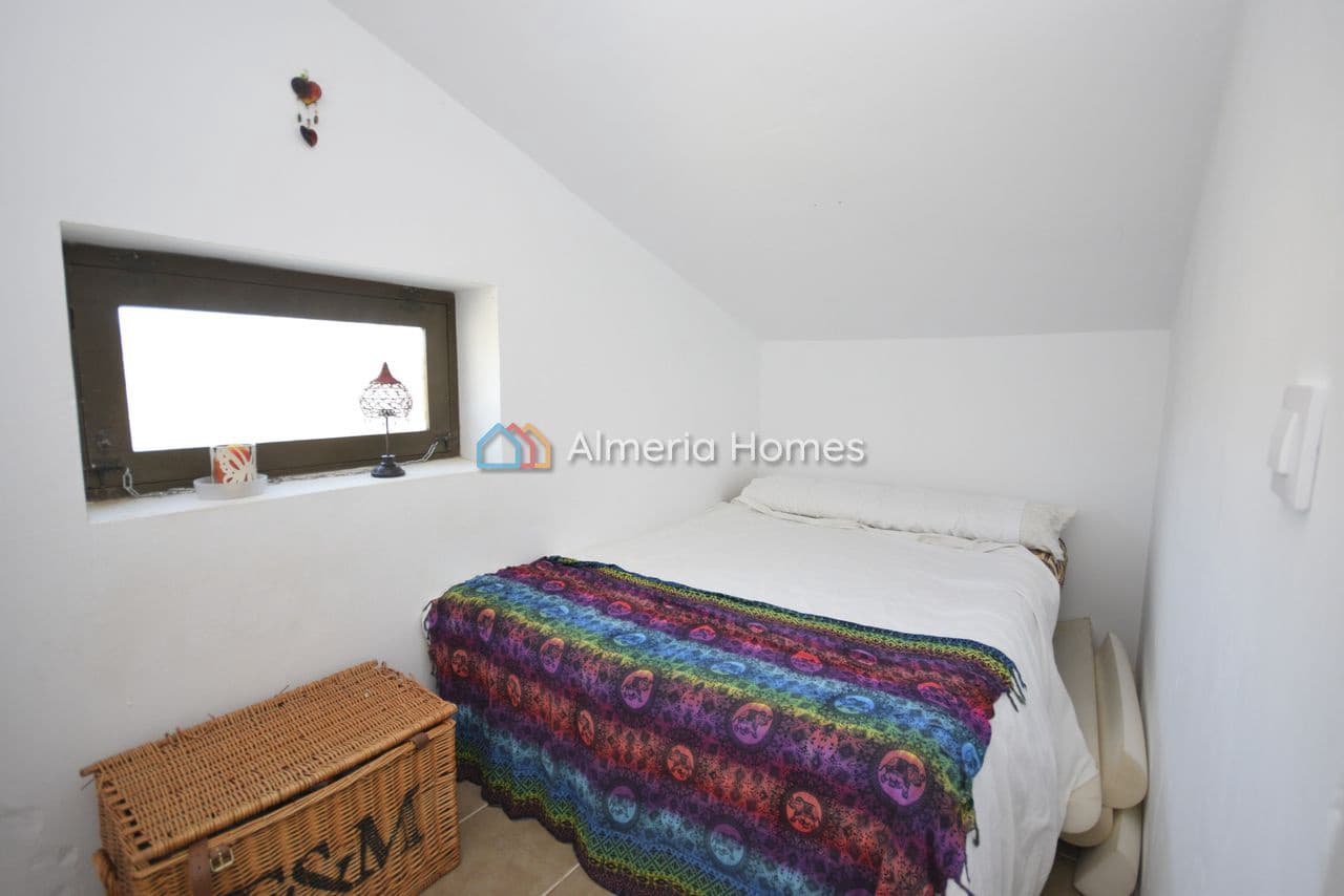 Finca/Casa Rural de 5 habitaciones en Oria en venta - 239.000 € (Ref: 9603430)