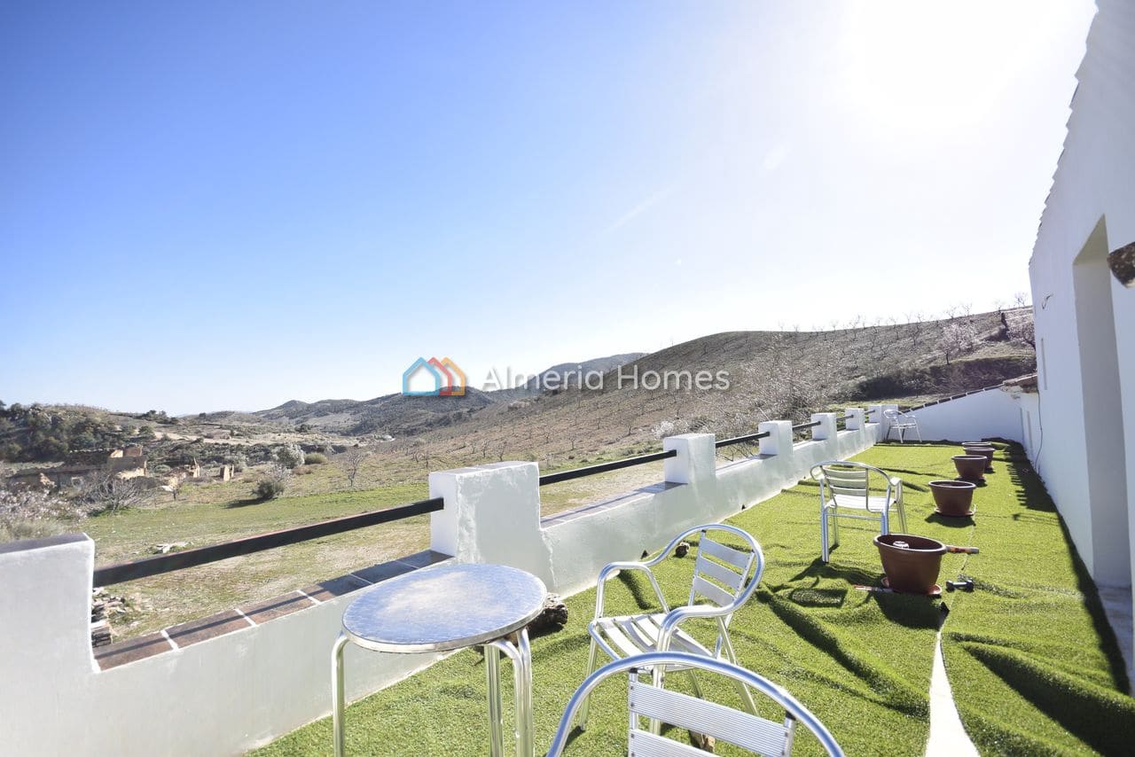 Finca/Casa Rural de 5 habitaciones en Oria en venta - 239.000 € (Ref: 9603430)