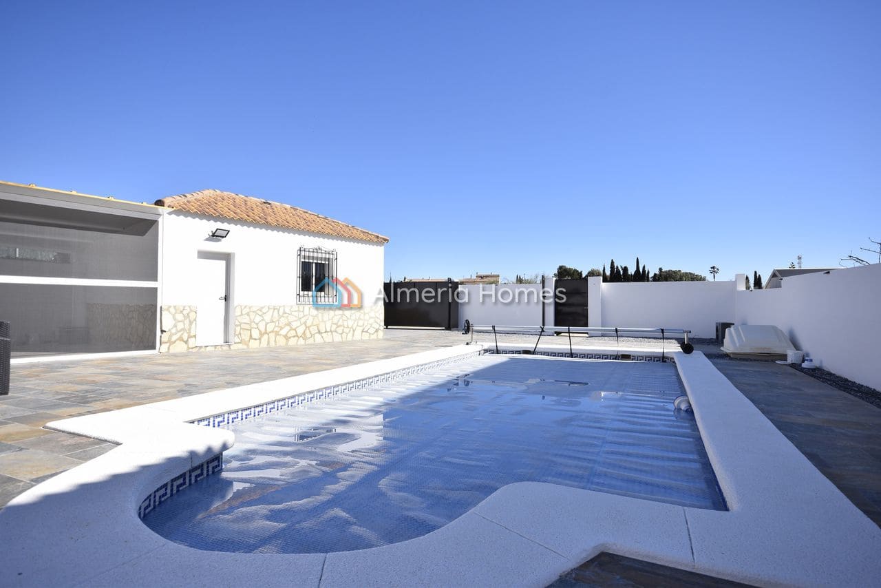 4 soverom Villa til salgs i Arboleas med svømmebasseng garasje - € 329 000 (Ref: 9611963)