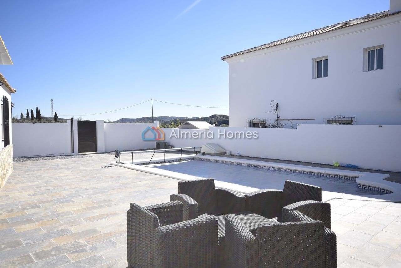 4 soverom Villa til salgs i Arboleas med svømmebasseng garasje - € 329 000 (Ref: 9611963)