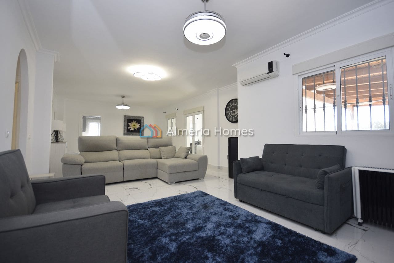 4 soverom Villa til salgs i Arboleas med svømmebasseng garasje - € 329 000 (Ref: 9611963)