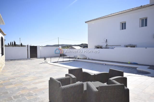 4 soverom Villa til salgs i Arboleas med svømmebasseng garasje - € 329 000 (Ref: 9611963)