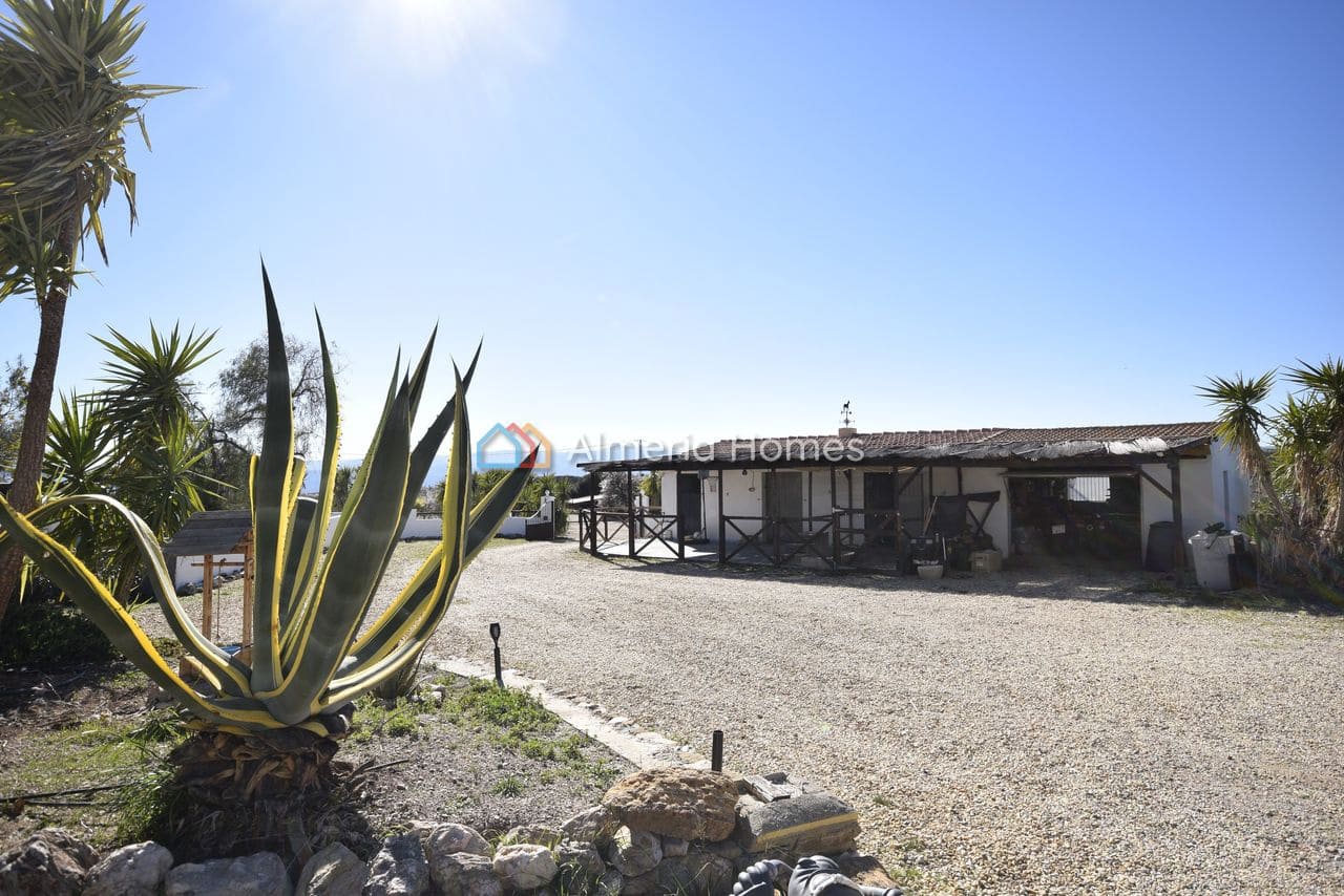 6 slaapkamer Finca/Landhuis te koop in Albox met zwembad - € 324.995 (Ref: 9611964)