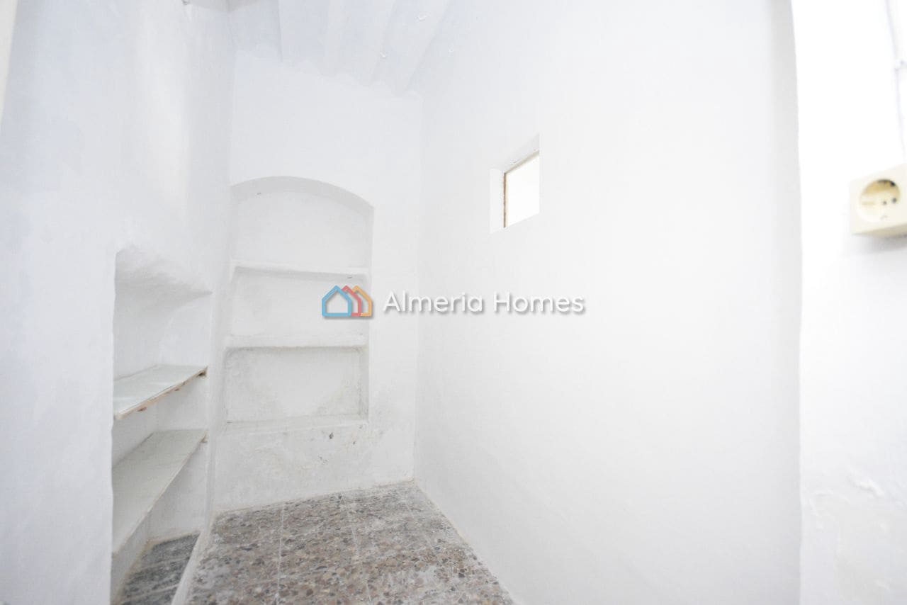 6 slaapkamer Huis te koop in Zurgena - € 149.995 (Ref: 9632643)