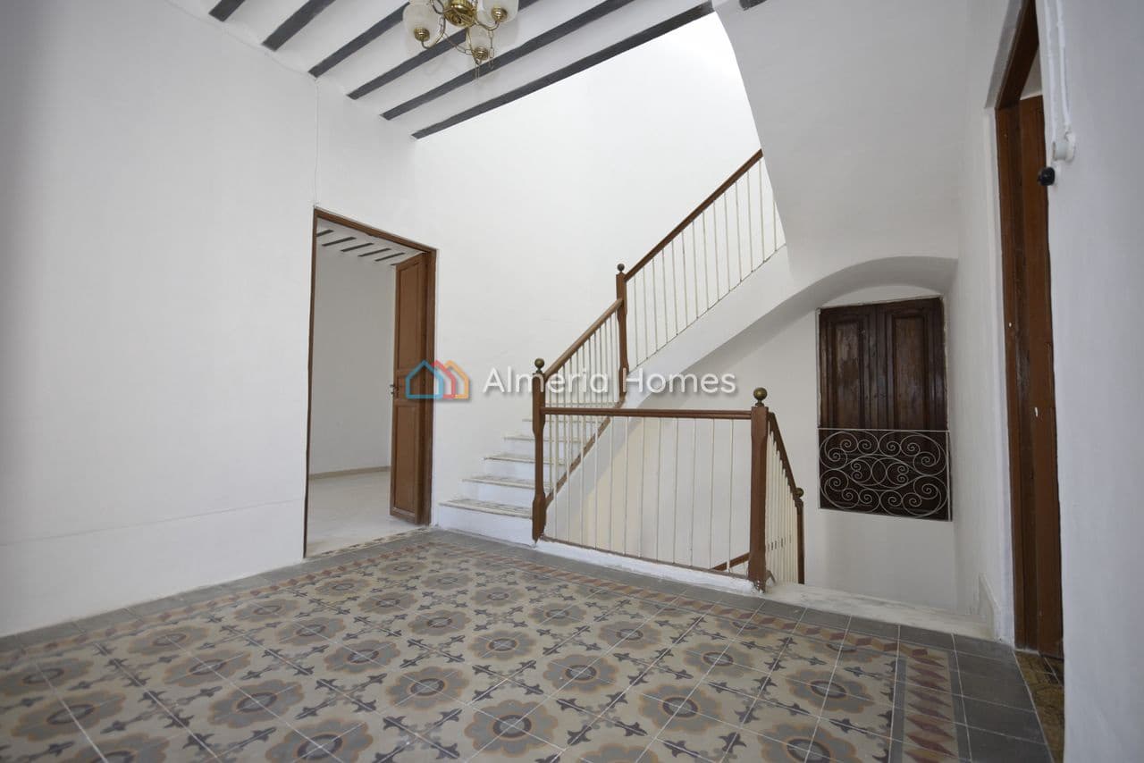 6 slaapkamer Huis te koop in Zurgena - € 149.995 (Ref: 9632643)