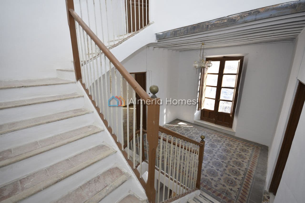 6 slaapkamer Huis te koop in Zurgena - € 149.995 (Ref: 9632643)