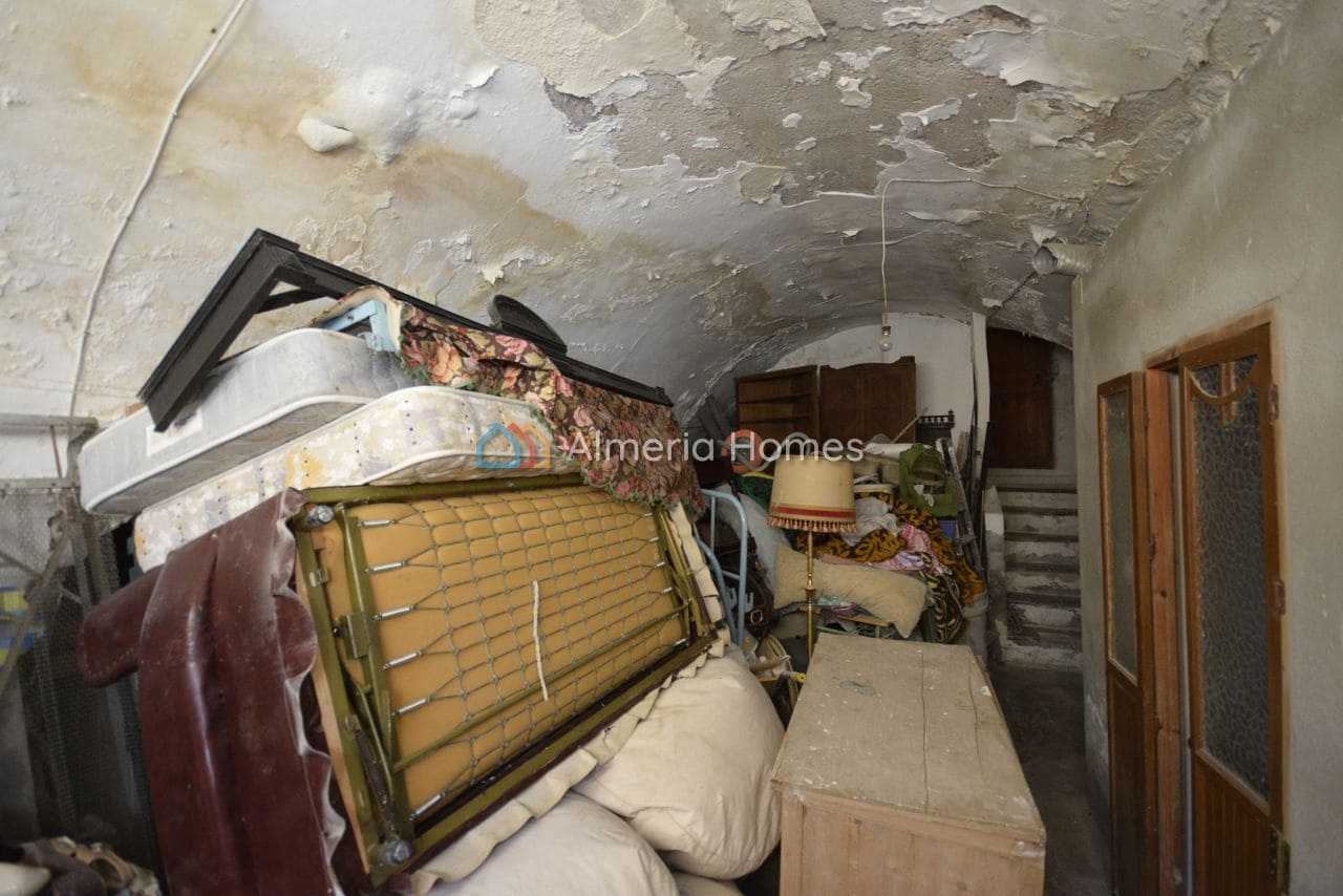 6 slaapkamer Huis te koop in Zurgena - € 149.995 (Ref: 9632643)