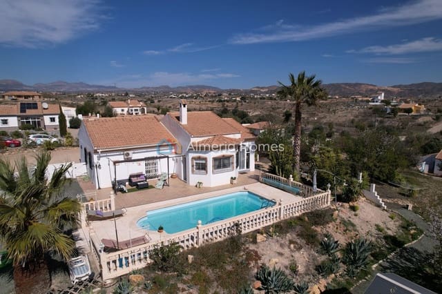 3 makuuhuone Huvila myytävänä paikassa Albox mukana uima-altaan - 274 950 € (Ref: 9632644)