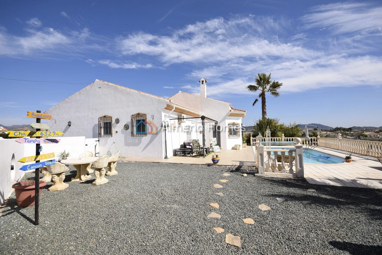 3 makuuhuone Huvila myytävänä paikassa Albox mukana uima-altaan - 274 950 € (Ref: 9632644)