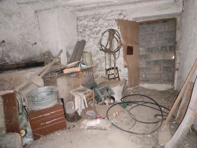 3 quarto Quinta/Casa Rural para venda em Caniles - 67 500 € (Ref: 9632646)
