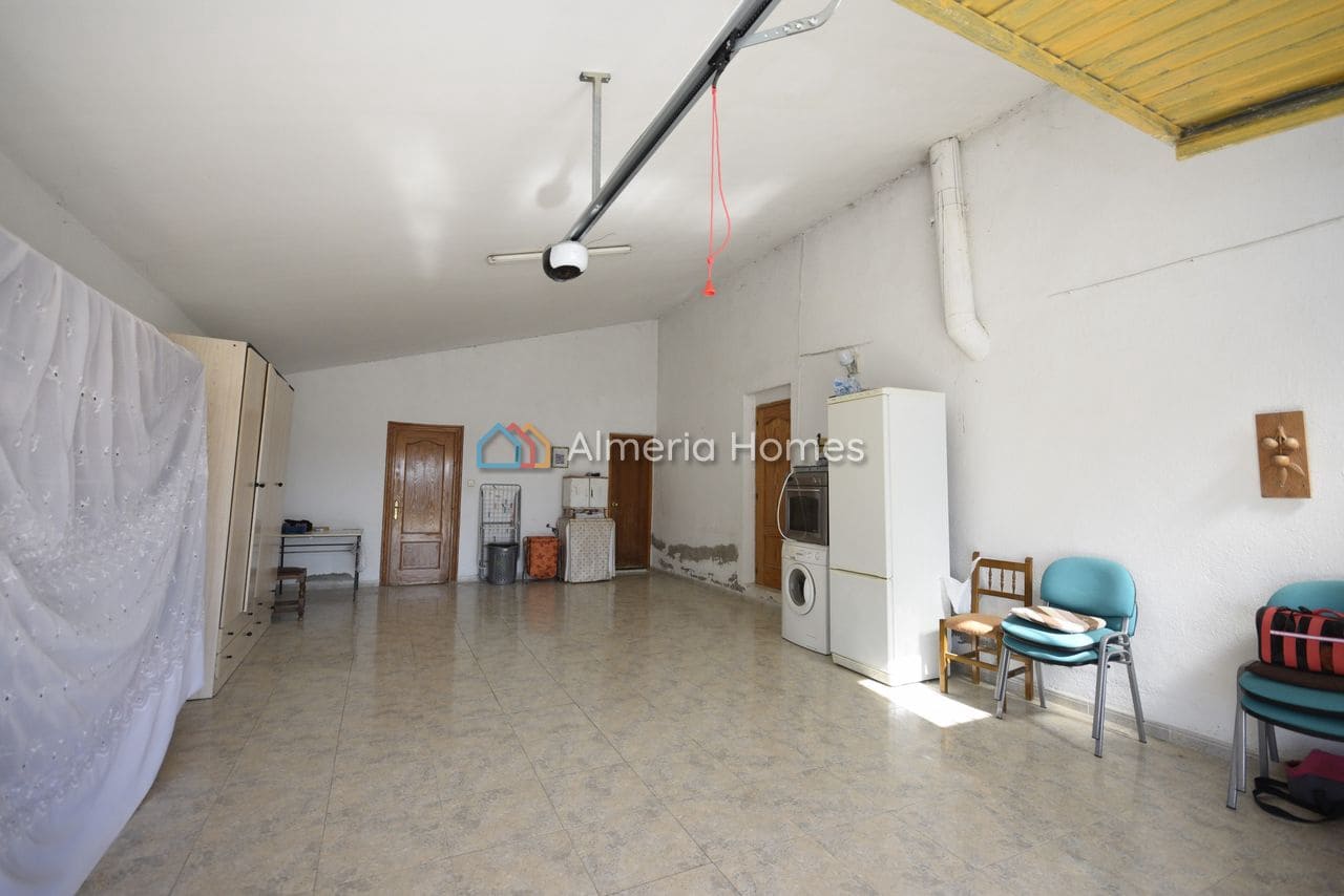 Chalet de 7 habitaciones en Albox en venta con garaje - 450.000 € (Ref: 9642189)