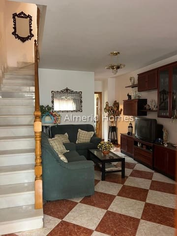 3 makuuhuone Omakotitalo myytävänä paikassa Albox - 110 000 € (Ref: 9672247)