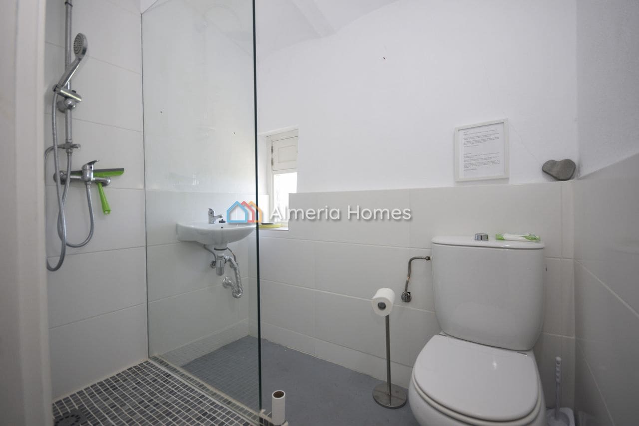 5 makuuhuone Maalaistalo myytävänä paikassa Lubrin mukana uima-altaan 
autotalli - 199 950 € (Ref: 9694029)