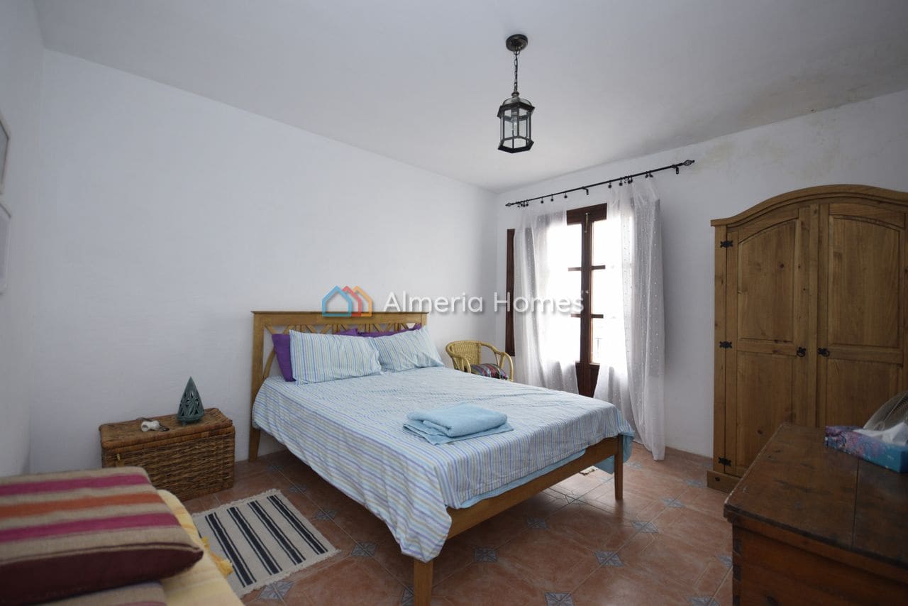 5 soveværelse Byhus til salg i Albanchez - € 110.000 (Ref: 9707896)