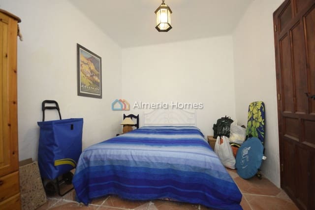 5 soveværelse Byhus til salg i Albanchez - € 110.000 (Ref: 9707896)