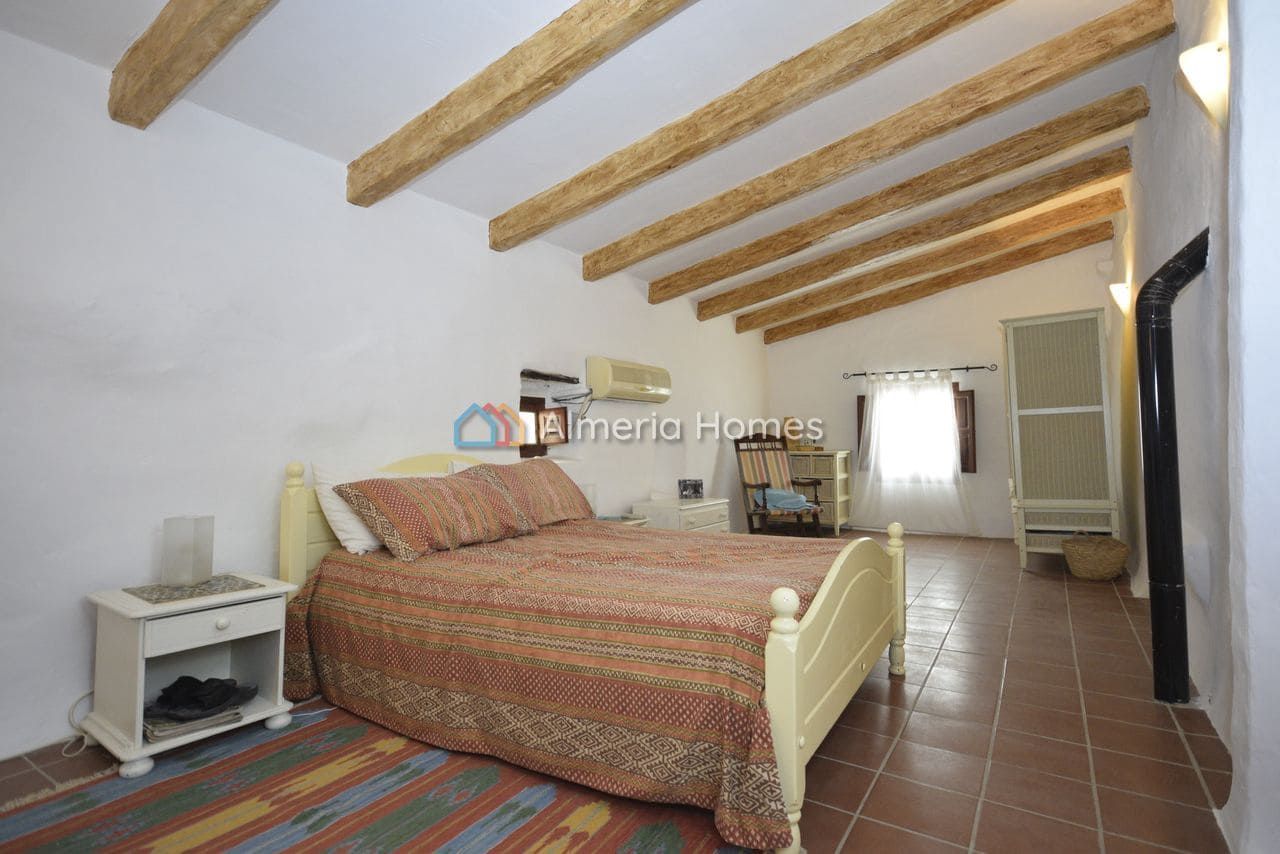 5 soveværelse Byhus til salg i Albanchez - € 110.000 (Ref: 9707896)