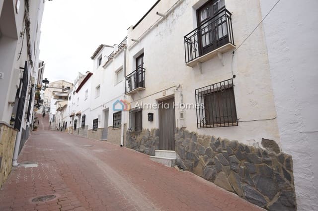 5 soveværelse Byhus til salg i Albanchez - € 110.000 (Ref: 9707896)