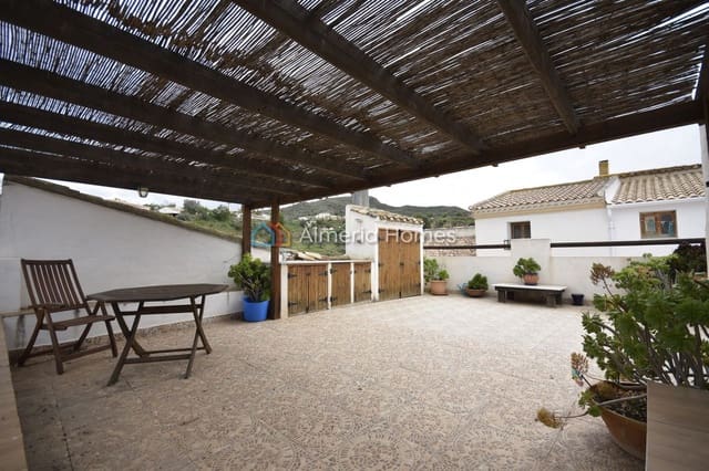 5 soveværelse Byhus til salg i Albanchez - € 110.000 (Ref: 9707896)