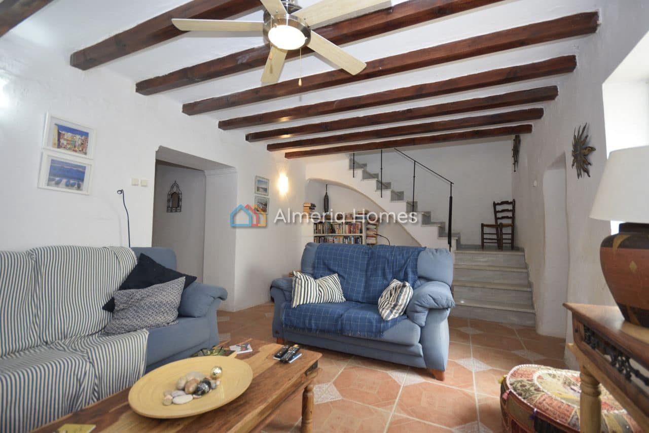 5 soveværelse Byhus til salg i Albanchez - € 110.000 (Ref: 9707896)