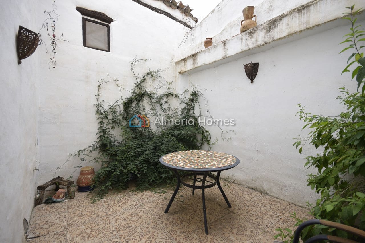 5 soveværelse Byhus til salg i Albanchez - € 110.000 (Ref: 9707896)