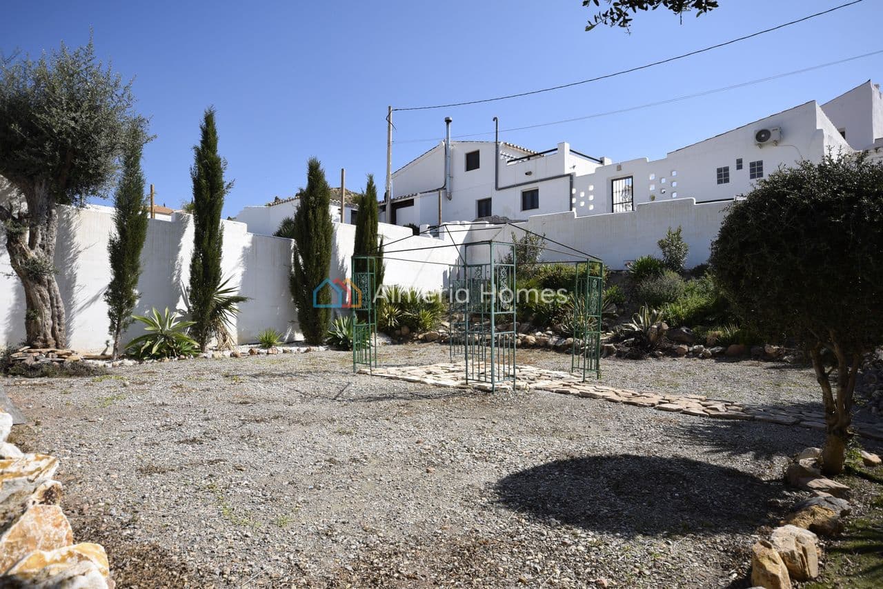 Finca/Casa Rural de 2 habitaciones en Arboleas en venta - 145.000 € (Ref: 9713678)