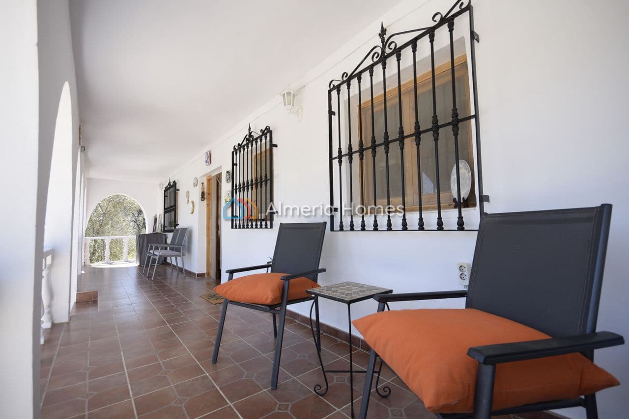 3 bedroom Villa for sale in Oria with pool garage - € 164,995 (Ref: 9716594)