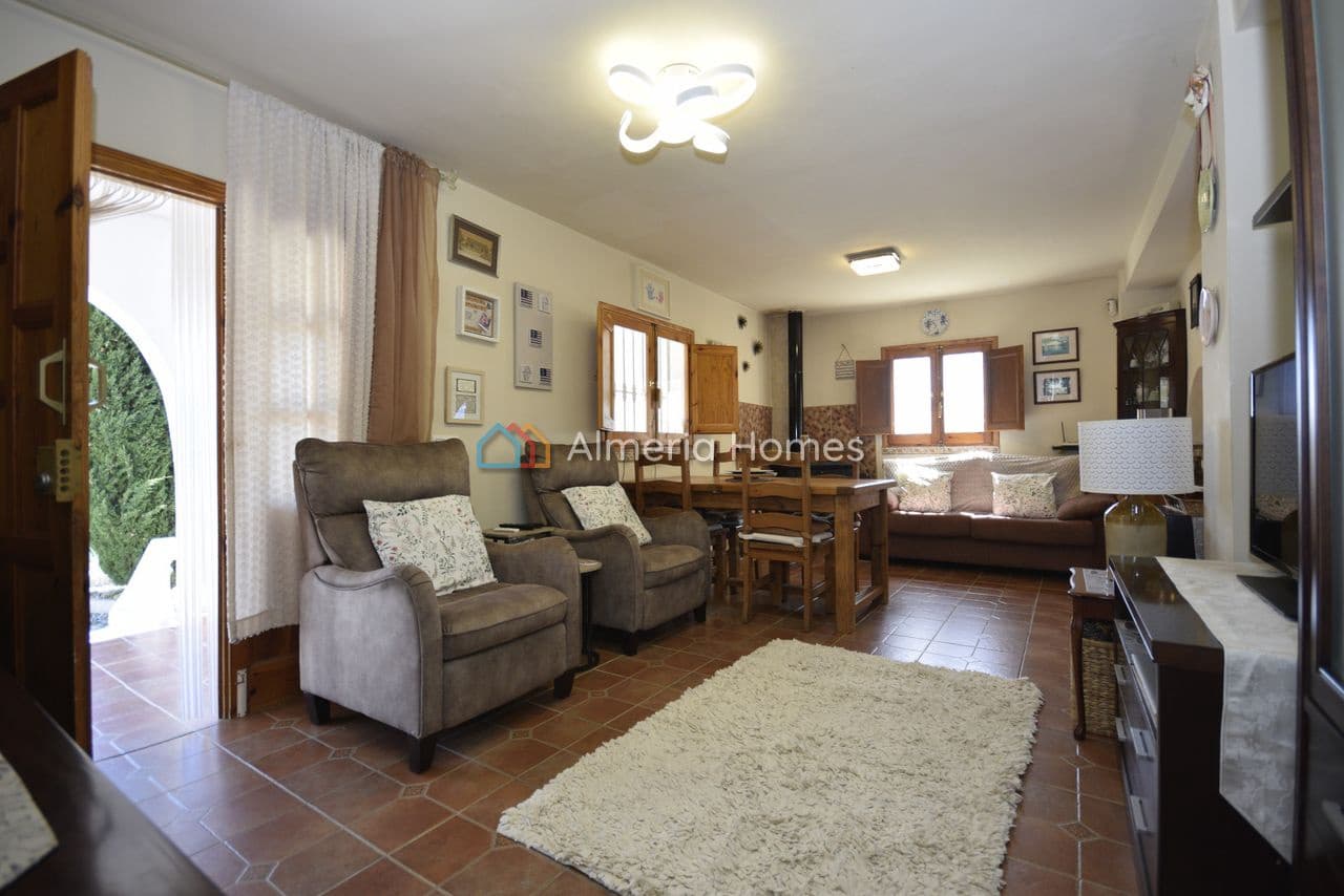 3 bedroom Villa for sale in Oria with pool garage - € 164,995 (Ref: 9716594)