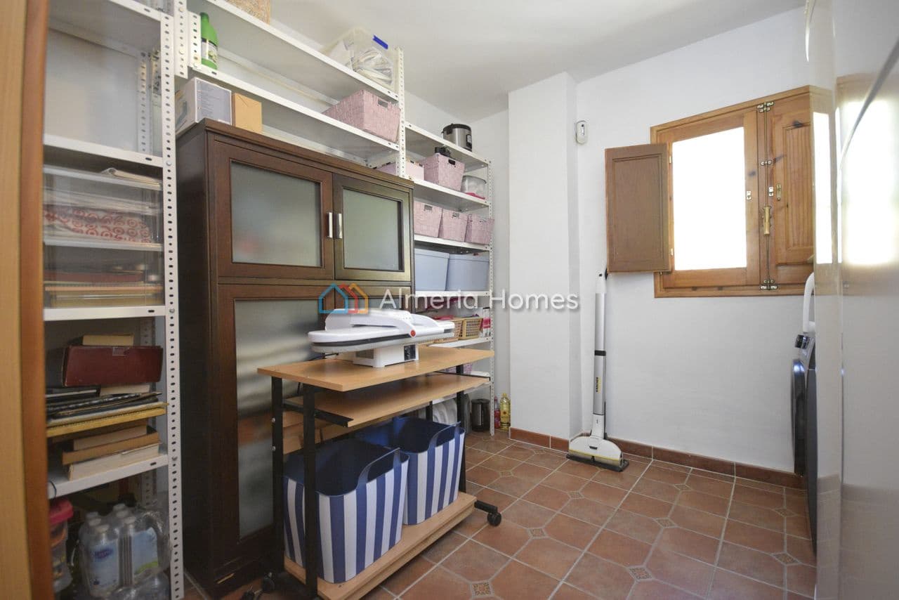 3 bedroom Villa for sale in Oria with pool garage - € 164,995 (Ref: 9716594)