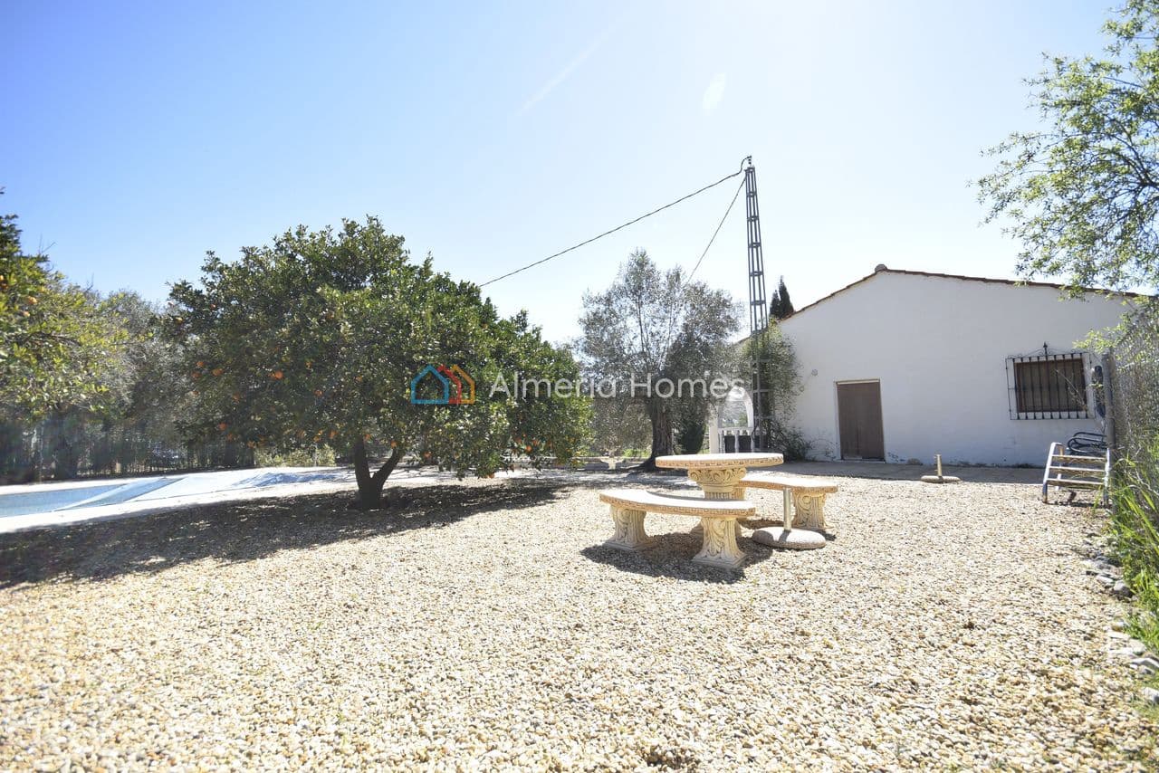 3 bedroom Villa for sale in Oria with pool garage - € 164,995 (Ref: 9716594)