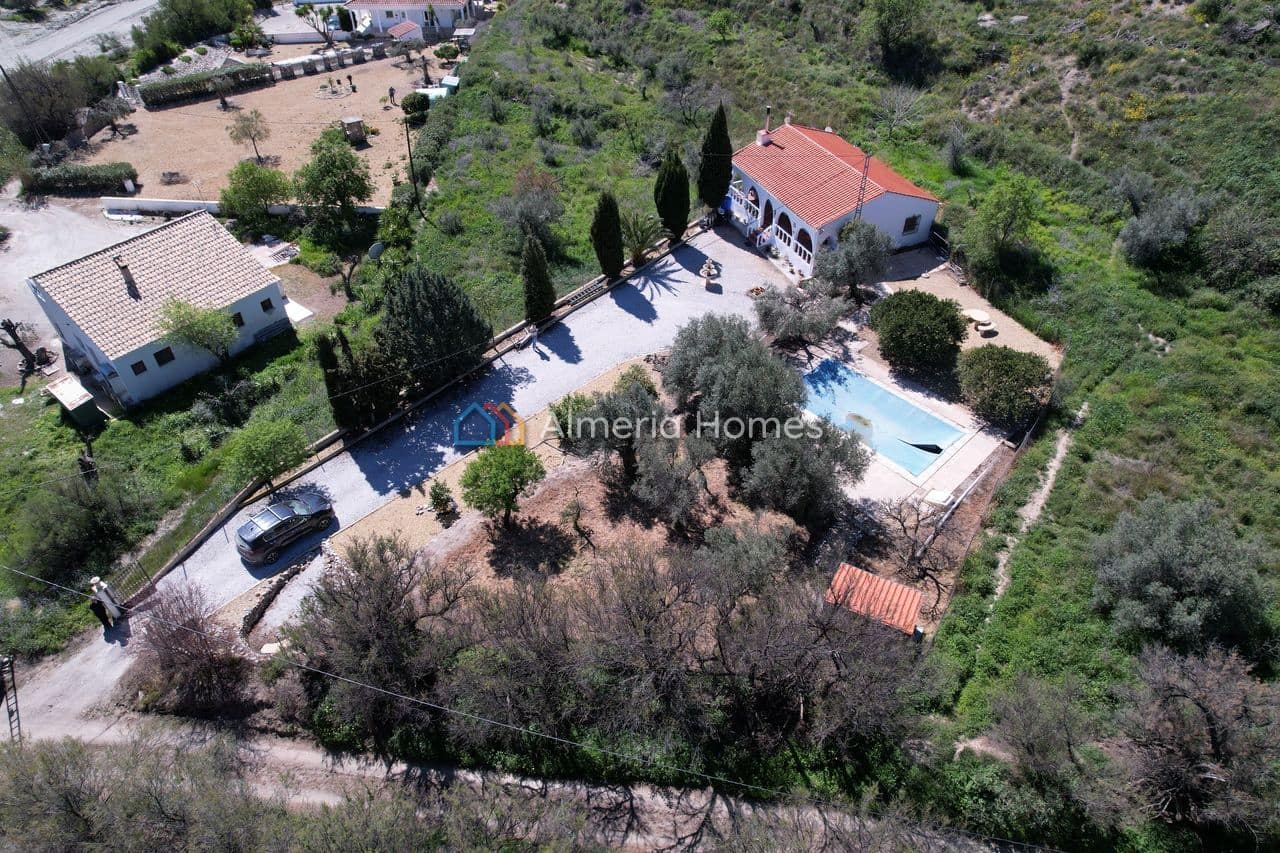 3 bedroom Villa for sale in Oria with pool garage - € 164,995 (Ref: 9716594)