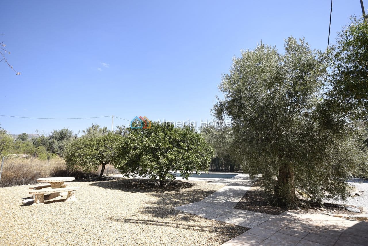 Chalet de 3 habitaciones en Albox en venta con piscina garaje - 164.950 € (Ref: 9716594)