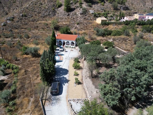 3 quarto Moradia para venda em Albox com piscina garagem - 164 950 € (Ref: 9716594)