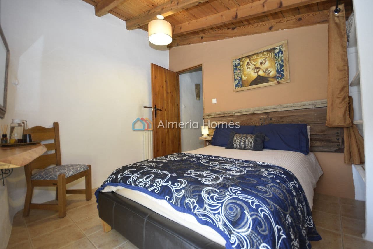 6 sovrum Finca/Hus på landet till salu i Oria med pool - 264 995 € (Ref: 9730782)