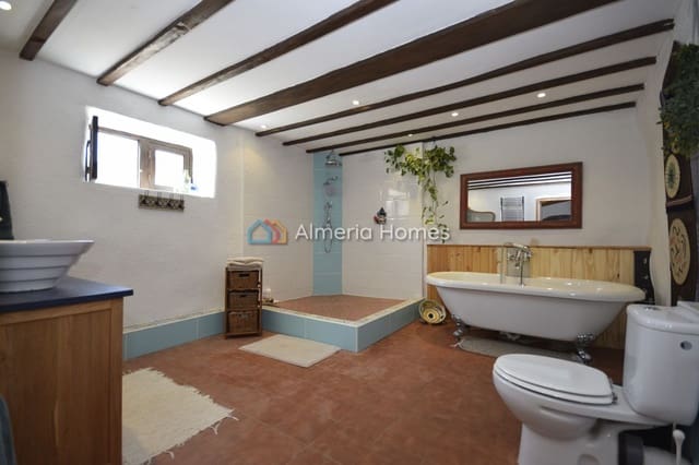 6 sovrum Finca/Hus på landet till salu i Oria med pool - 264 995 € (Ref: 9730782)