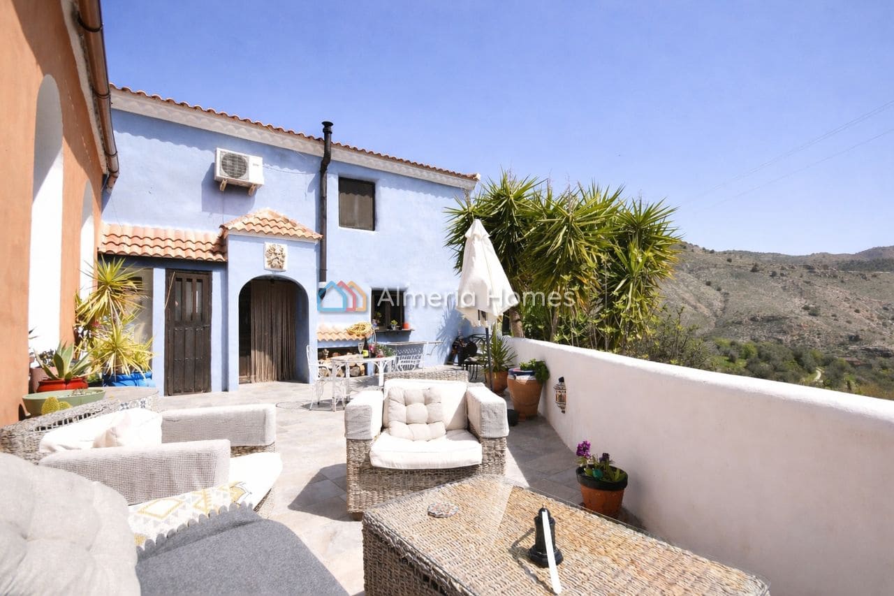 6 sovrum Finca/Hus på landet till salu i Oria med pool - 264 995 € (Ref: 9730782)