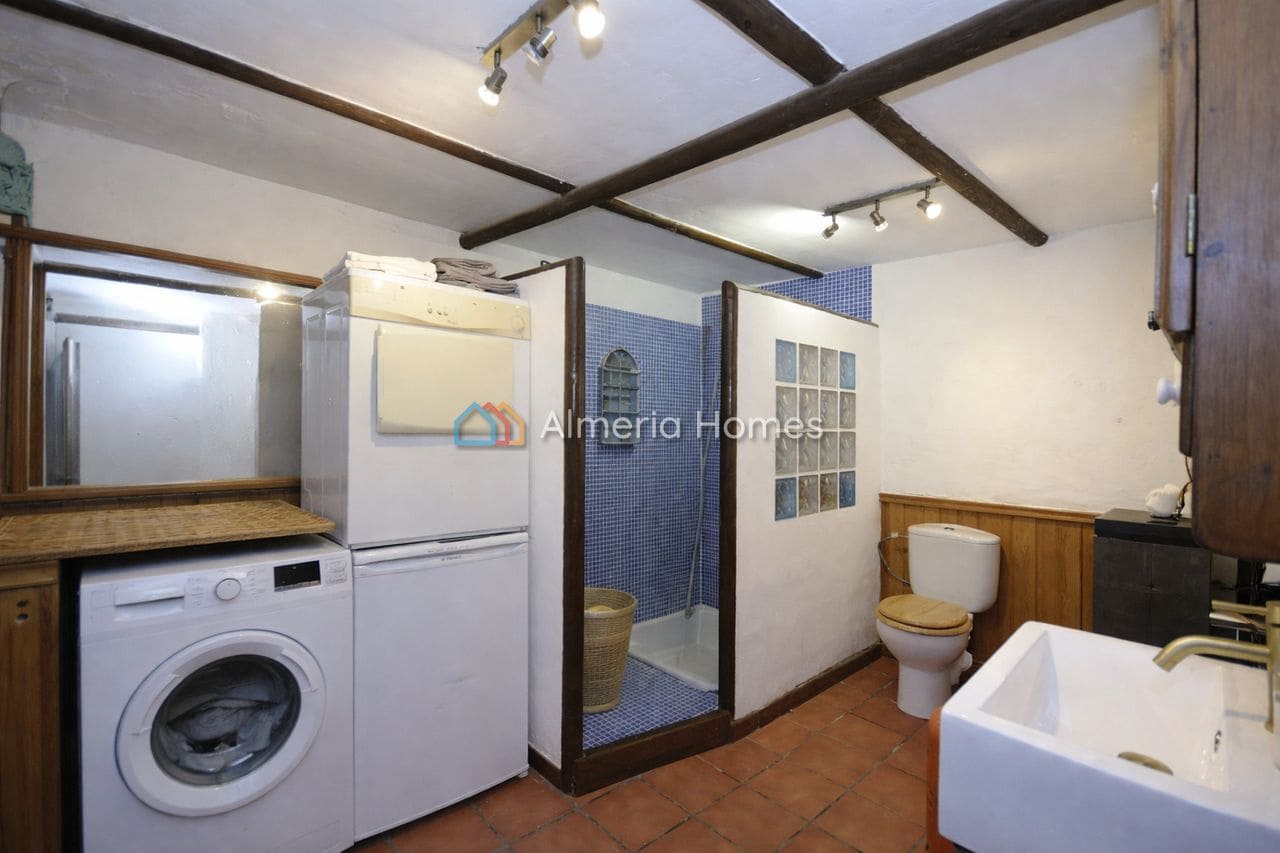 6 sovrum Finca/Hus på landet till salu i Oria med pool - 264 995 € (Ref: 9730782)