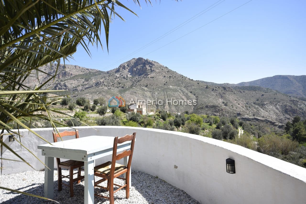 6 sovrum Finca/Hus på landet till salu i Oria med pool - 264 995 € (Ref: 9730782)