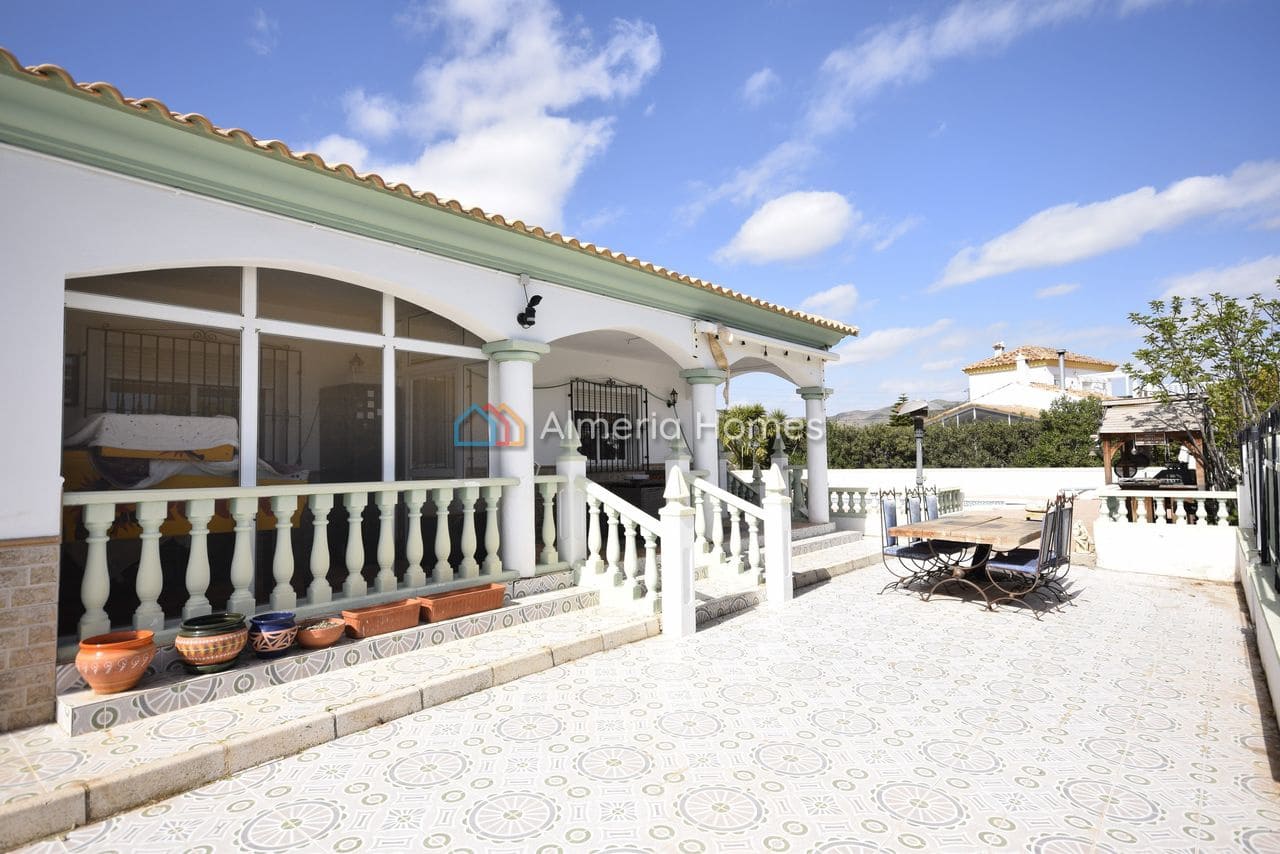 4 Zimmer Villa zu verkaufen in Albox mit Pool Garage - 309.995 € (Ref: 9730886)