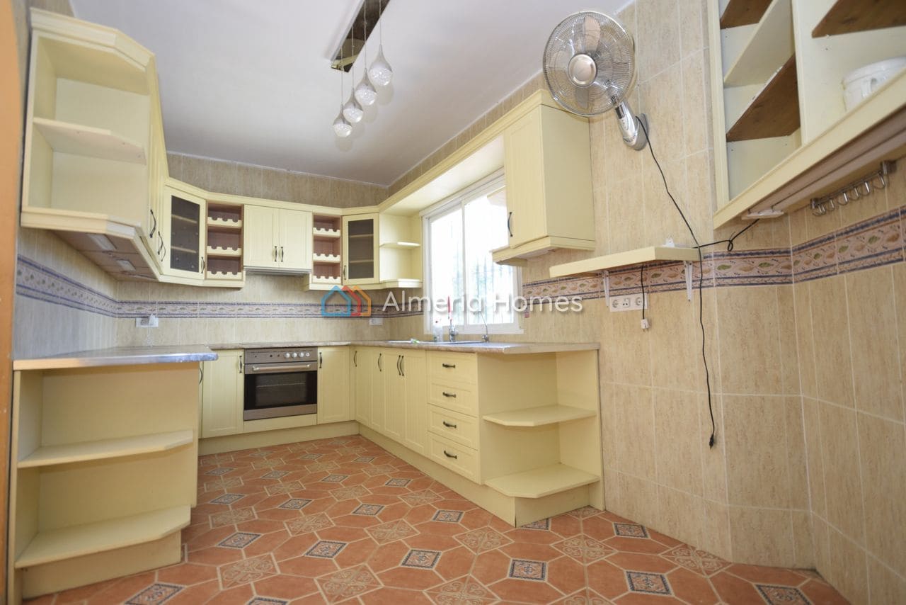 4 Zimmer Villa zu verkaufen in Albox mit Pool Garage - 309.995 € (Ref: 9730886)