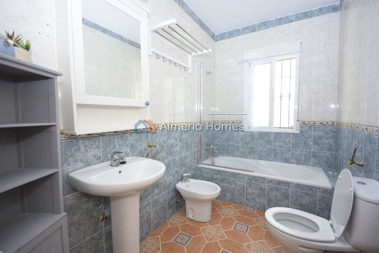 4 Zimmer Villa zu verkaufen in Albox mit Pool Garage - 309.995 € (Ref: 9730886)